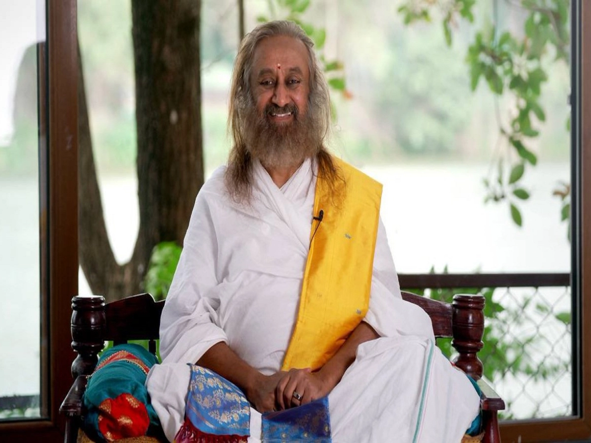Gurudev Sri Sri Ravi Shankar Gurudev Sri Sri Ravi Shankar | Yoga.in